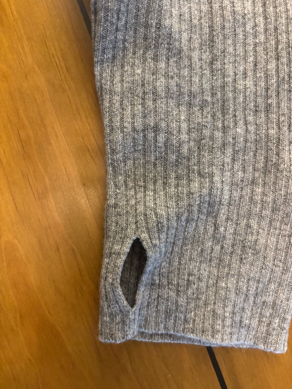 Tahari Cashmere Heather Gray Hooded Poncho Sweater - Picture 12 of 12